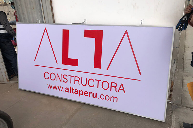 Letreros para Constructora Alta Perú